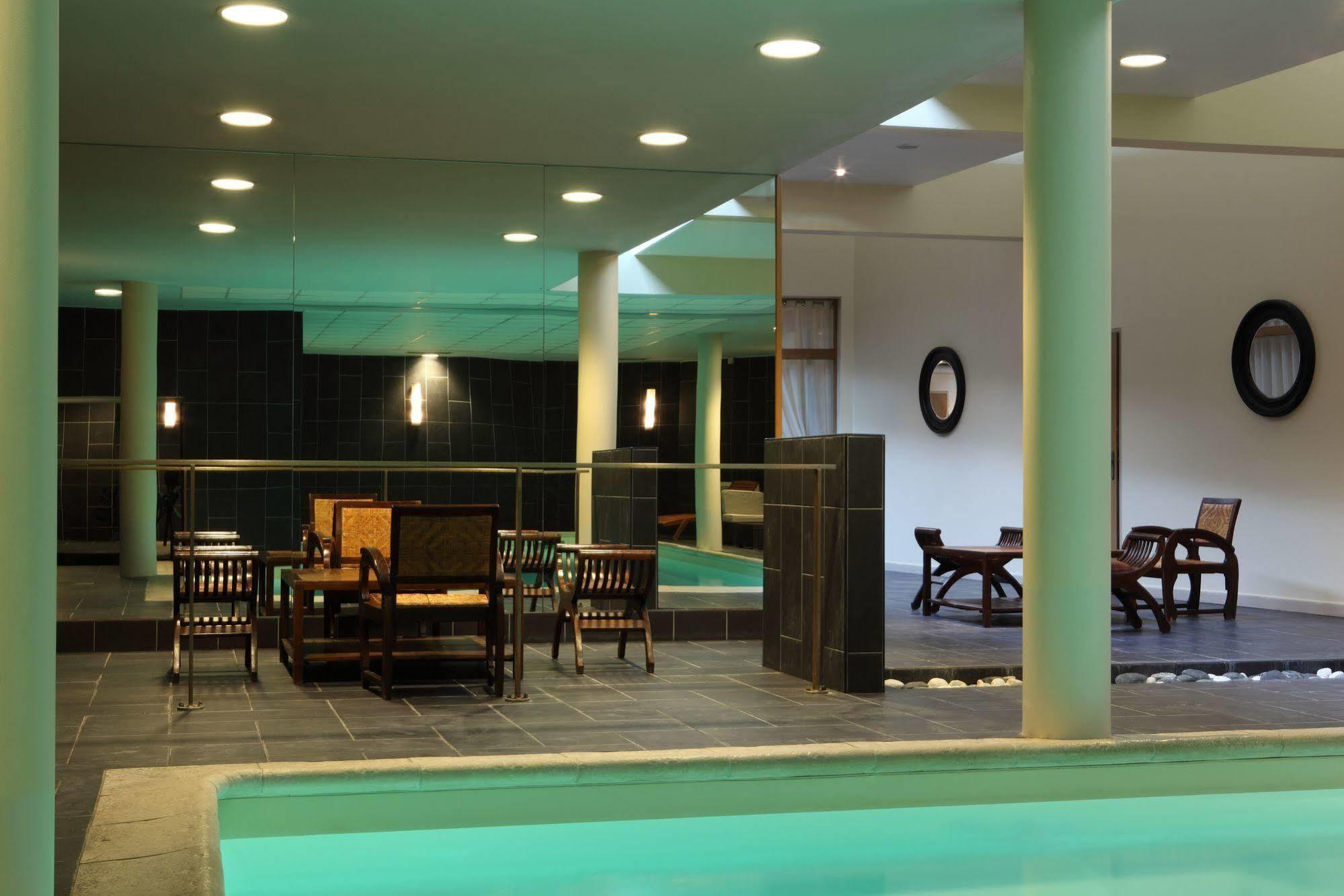 Amiral Hotel Paris Exterior photo